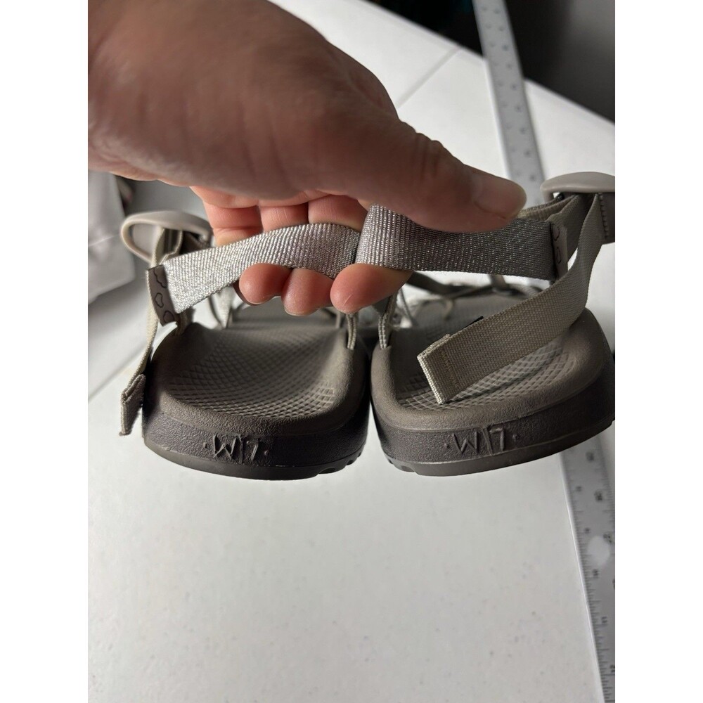 Chaco Cloud Women's Silver Gray Sandals Adventure Hiking Outdoors Strappy Sz 7 - Picture 4 of 15